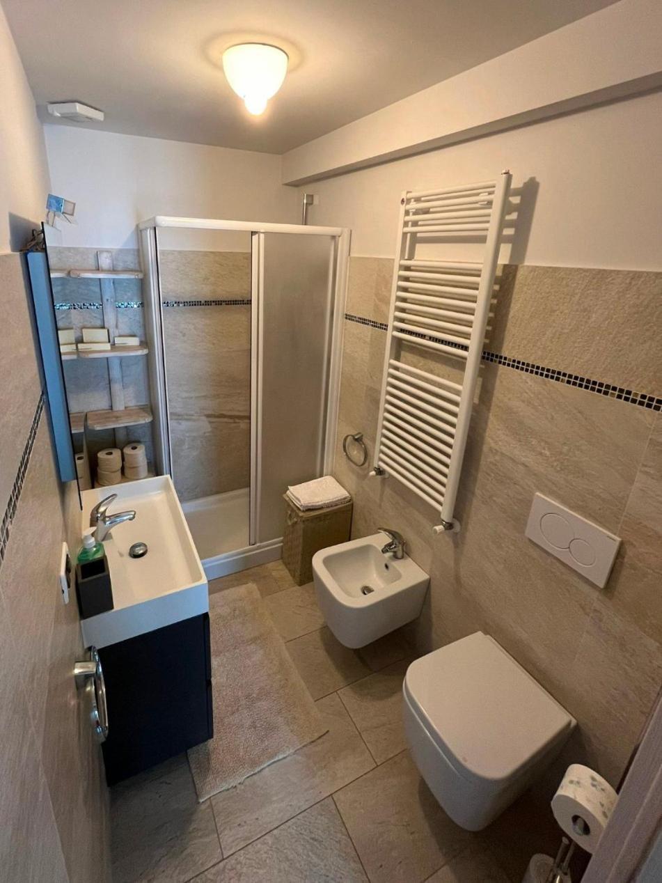 La Casa Gialla Apartment *