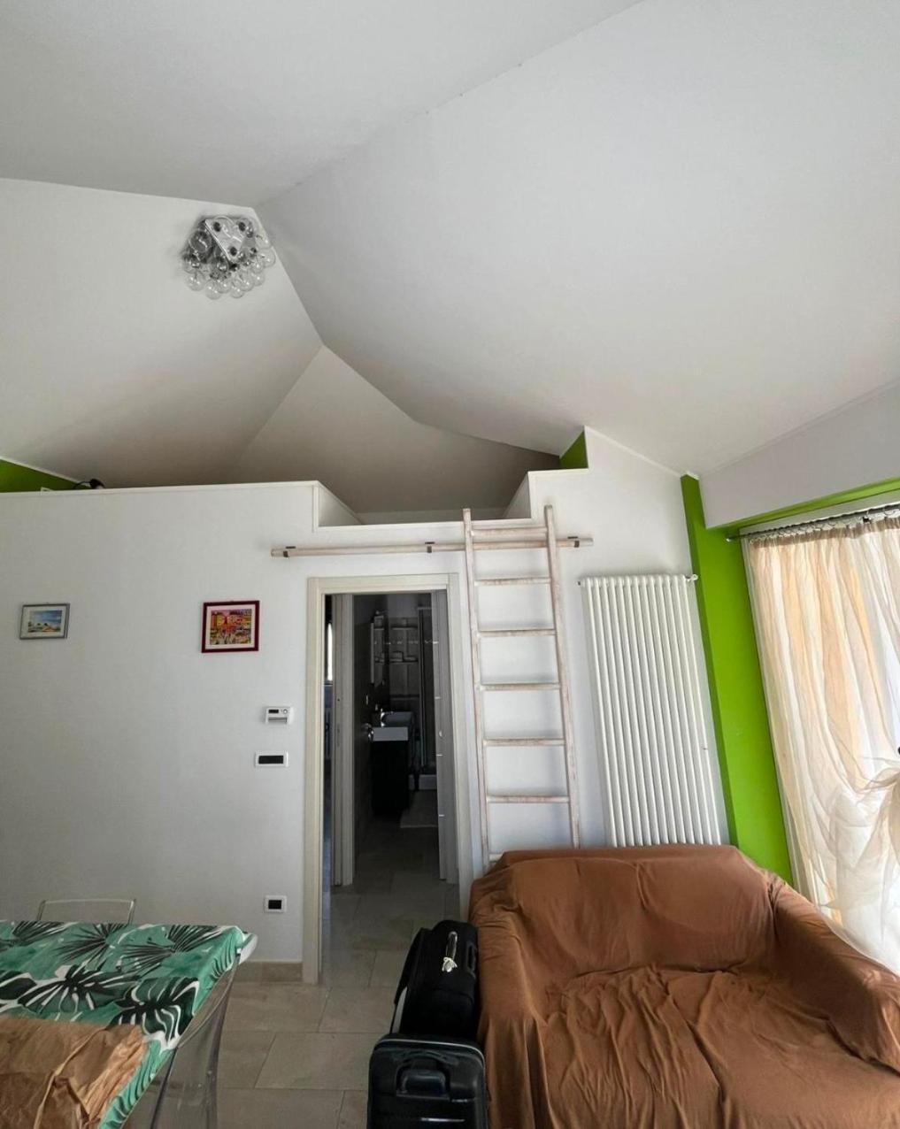 Apartment La Casa Gialla Laigueglia