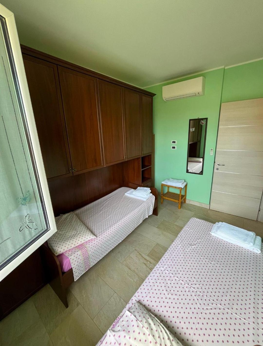 La Casa Gialla * Laigueglia